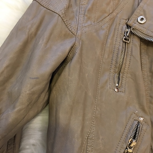 Jacket - Picture 4 of 5